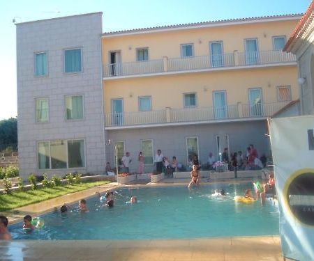 Hotel Portas Do Dao Пена́лва-ду-Каште́лу Екстер'єр фото